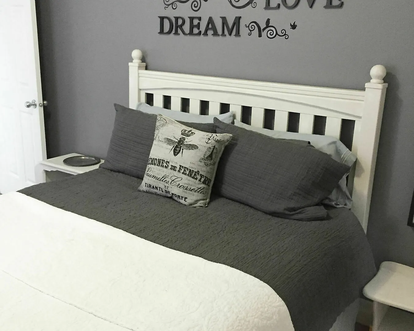 Stone Boutique Suites Niagara Falls Apartment