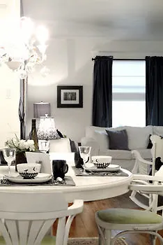 Stone Boutique Suites Niagara Falls Canada